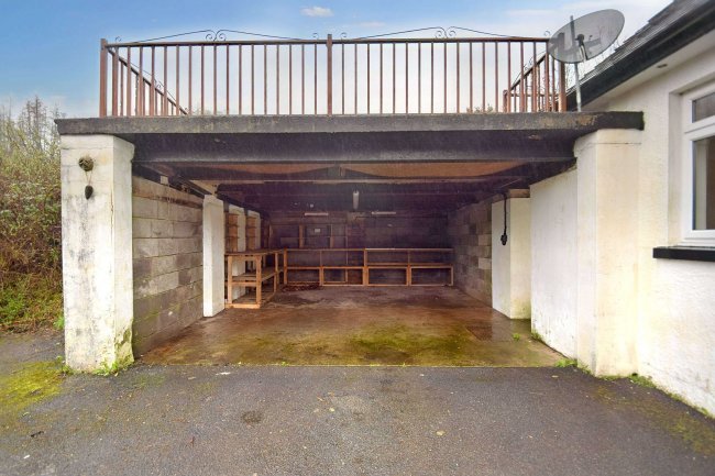 Pen-Y-Daith, 56 Bronwydd Road, Carmarthen, SA31 2AN 5