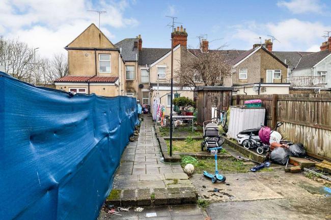 187 Beatrice Street, Swindon SN2 1BD 1