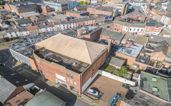 18 Market Place & 4 The Horsefair, Hinckley, Leicester LE10 1NT 1