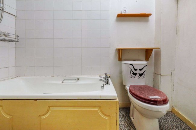 15 Glen Avenue (FFF), Port Glasgow, Scotland, PA14 5AA 10