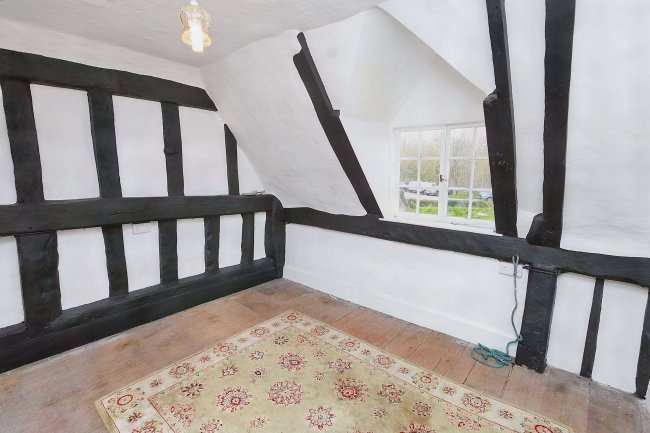 Hill Cottage, London Road, Hastingwood, Harlow, CM17 9NG 3