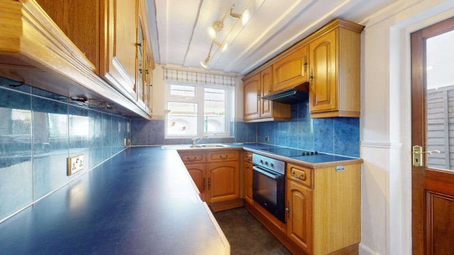 28 Herbert Street, London, E13 8BE 10