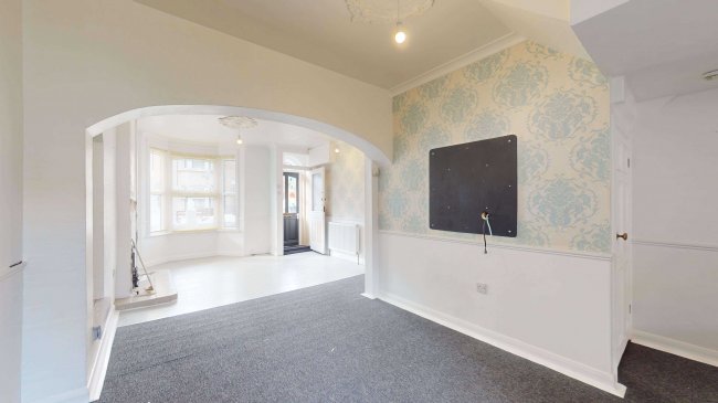 28 Herbert Street, London, E13 8BE 10