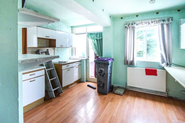 21 Upper Hill Street, Blaenavon, Pontypool NP4 9NN & Garage 14, Ael-Y-Bryn, Blaenavon, Pontypool NP4 9PE 1