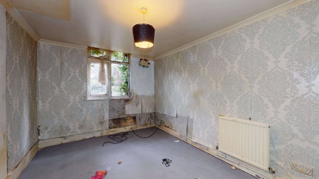 33 Park Grove, Stratford, London, E15 3QT 5