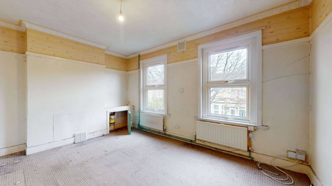 33 Park Grove, Stratford, London, E15 3QT 5