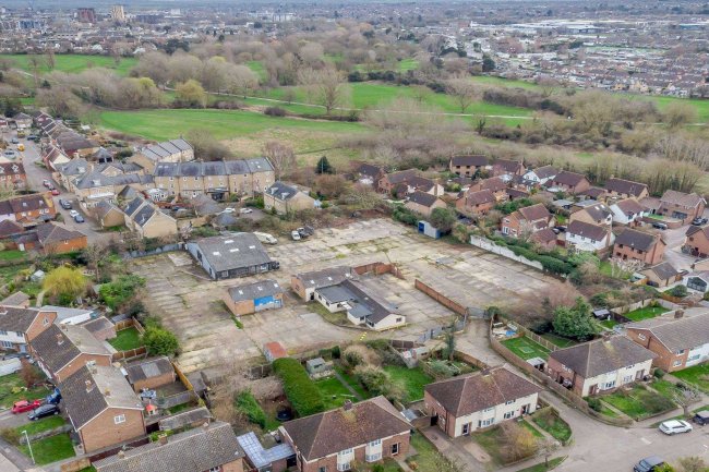 Beachs Drive, Chelmsford, CM1 2NJ 2