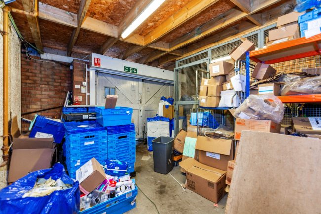 125 High street, Hungerford Berkshire, RG17 0DL 1