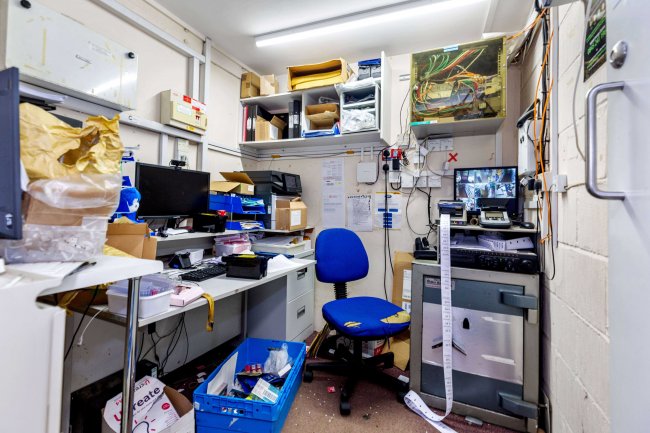 125 High street, Hungerford Berkshire, RG17 0DL 1