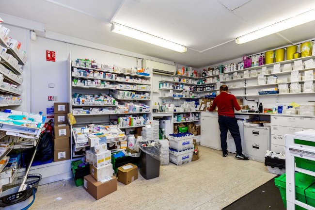 125 High street, Hungerford Berkshire, RG17 0DL 1