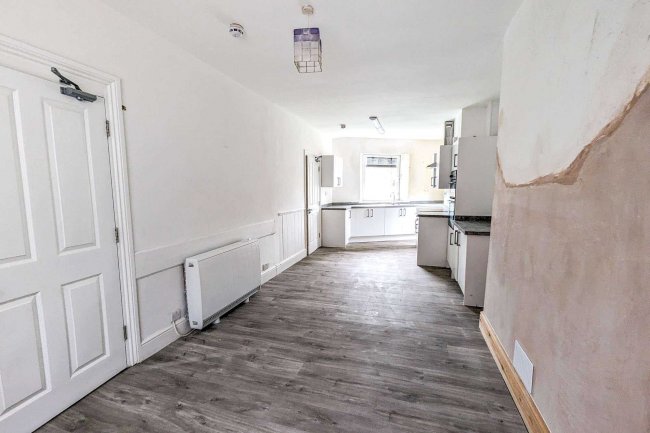 Brookland House, Wallingford Road, Kingsbridge TQ7 1NF 7