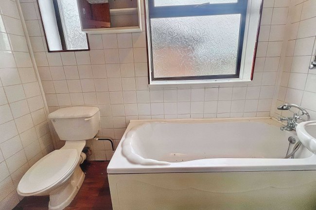 13 Warsop Lane, Rainworth, Mansfield, NG21 0AG 6