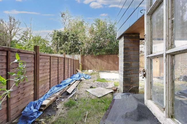 68 Leigh Road, Westbury, BA13 3QP 8