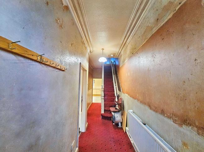 34 Church Street, Leigh, WN7 1AY 2