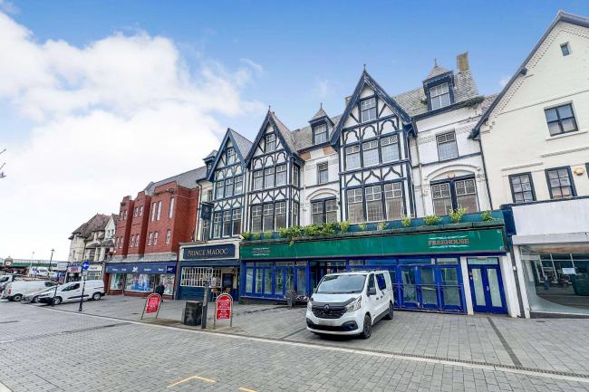 26 - 28 Station Road, Colwyn Bay, Conwy County Borough LL29 8BU 10