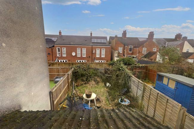 102 Glassbrook Road, Rushden, NN10 9TH 2