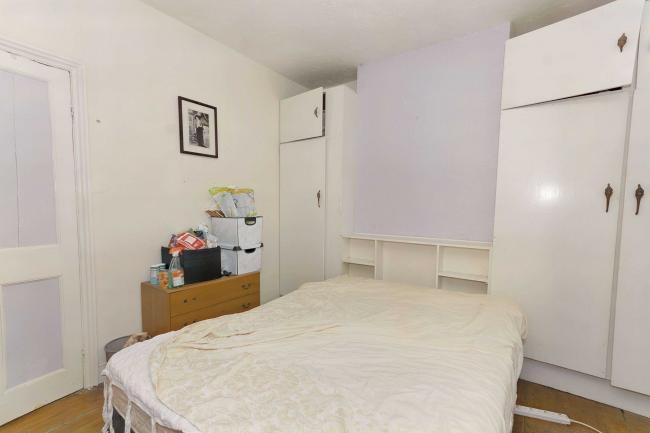 102 Glassbrook Road, Rushden, NN10 9TH 2