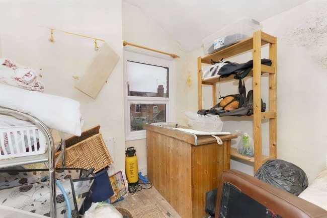 102 Glassbrook Road, Rushden, NN10 9TH 2