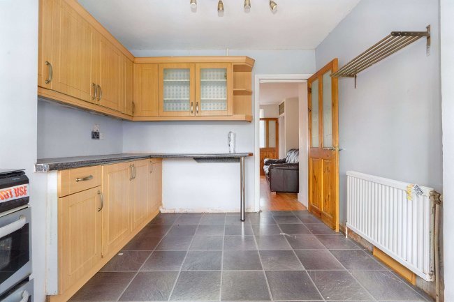 115 Sheringham Avenue, Romford, London, RM7 9DR 10