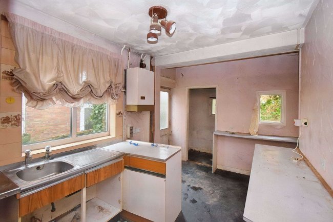 12 Avenue South, Earl Shilton, Leicester, LE9 7AB 7