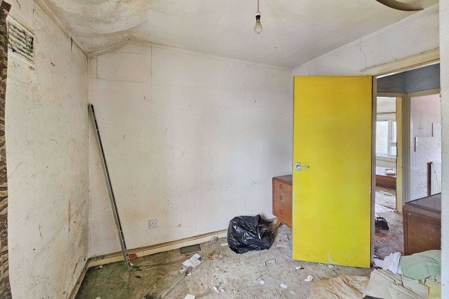 1 Lister Road, Manchester, Greater Manchester, M24 4RB 2