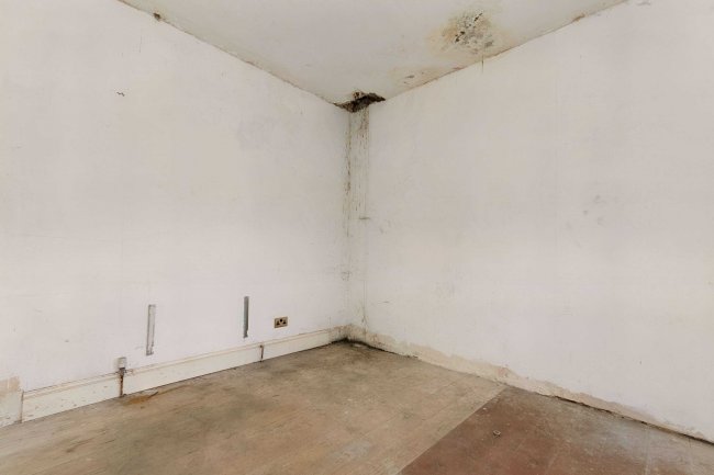 32 St Leonards Street, Bedford, MK42 9BS 10