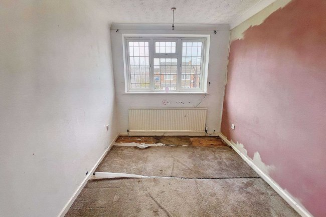 14 Johnson Drive, Heanor, Derbyshire, DE75 7SR 1