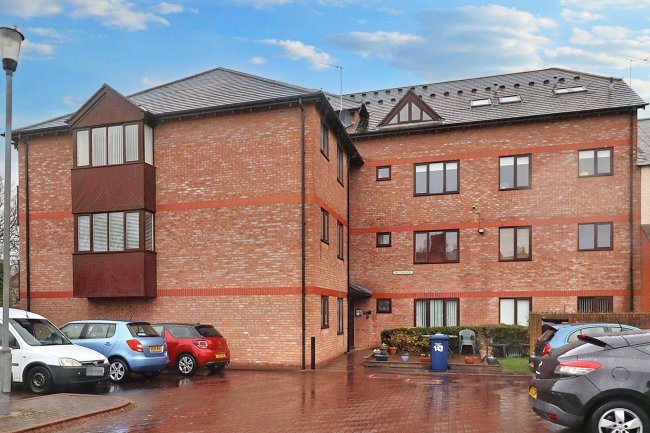 7 Birchwood, Whitburn Terrace, East Boldon, Tyne & Wear, NE36 0TF 6