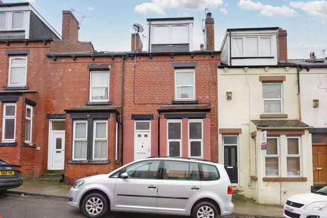 8a Back Conway Street, Leeds, LS8 5JG & 8b Conway Drive, Leeds, LS8 5JF 4