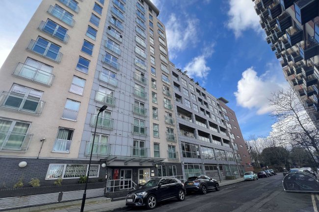 2 Balmes Road, Islington, N1 5TQ 9