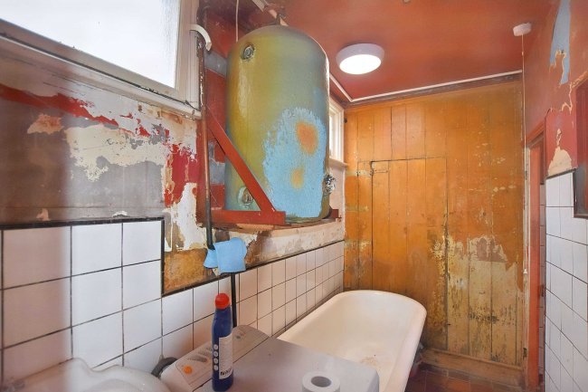 46 Choumert Square, Peckham, London, SE15 4RE 1