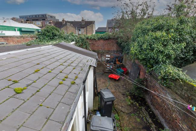 36 West Street, Croydon, CR0 1DJ 2