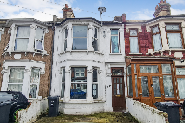 214 Kingston Road, Ilford, IG1 1PF 1