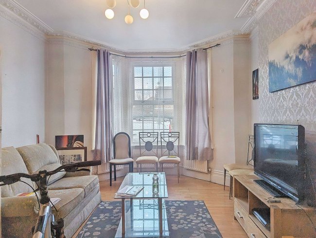 34 Maple Road, Anerley, London, SE20 8HE 3