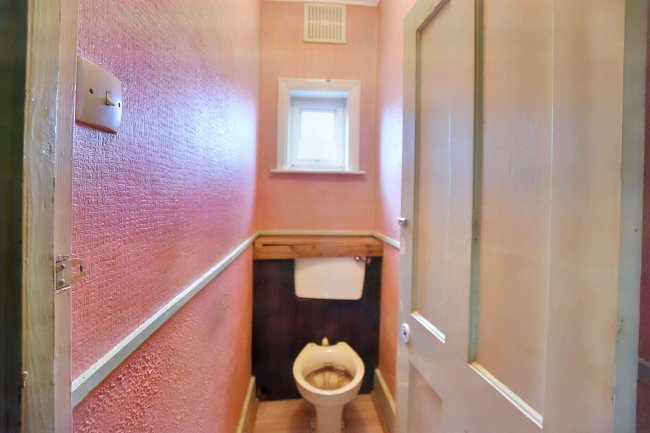 22 Allen Road, Beckenham, Kent, BR3 4NP 4