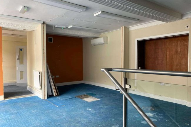 3 Fore Street, Trowbridge, Wiltshire, BA14 8HY 1