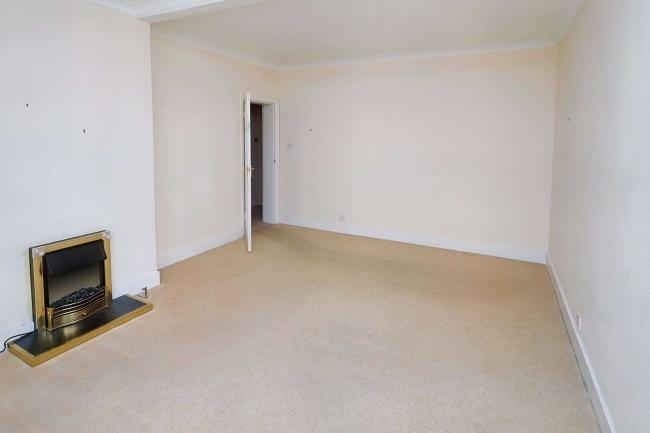 Flat 4 Kennard Mansions, Friern Barnet Road, New Southgate, London, N11 3DN 8