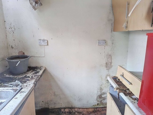 17 Elliott Street, Gravesend, Kent, DA12 2JP 7