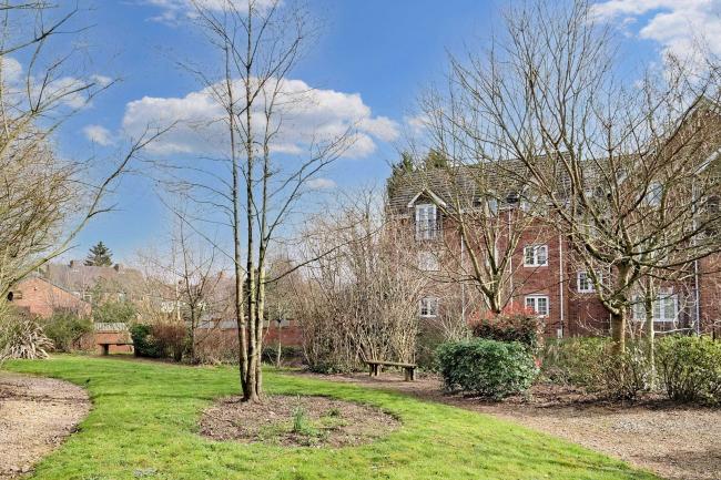 27 Marina View, Fazeley, Tamworth, B78 3BF 8