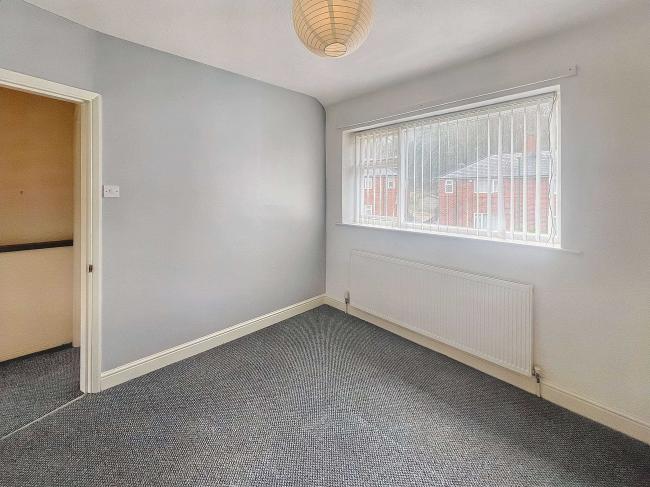 26 Eltham Close, Nottingham NG8 6BS 4