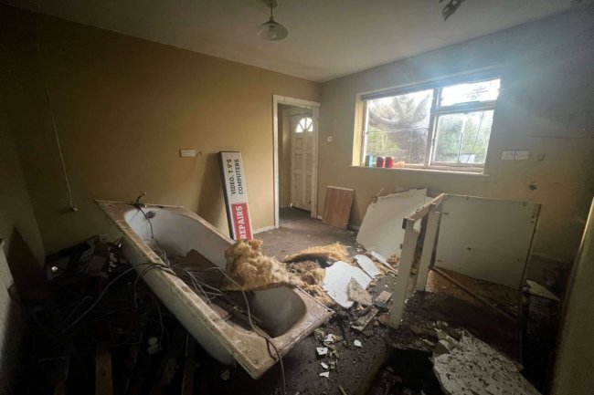 51 Briton Ferry Road, Neath, SA11 1AR 1