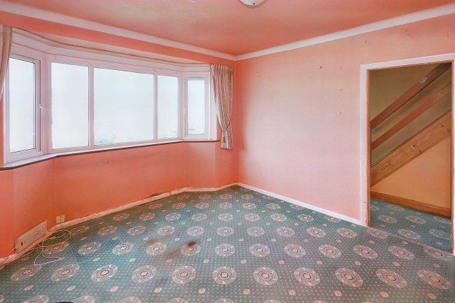 3 Millbrook Gardens, Gidea Park, Romford, Essex, RM2 5RP 3