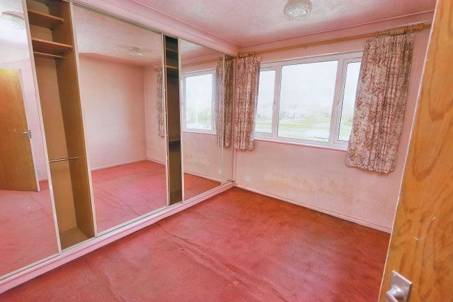 3 Millbrook Gardens, Gidea Park, Romford, Essex, RM2 5RP 3