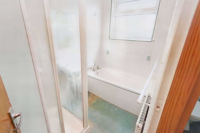 3 Millbrook Gardens, Gidea Park, Romford, Essex, RM2 5RP 3