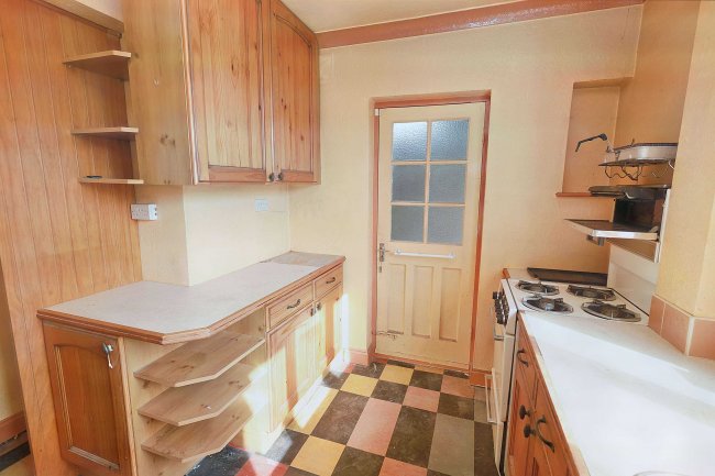 3 Millbrook Gardens, Gidea Park, Romford, Essex, RM2 5RP 3