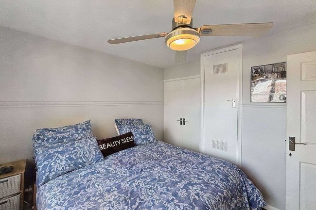 9 Eagle Close, Waltham Abbey, EN9 3NA 9