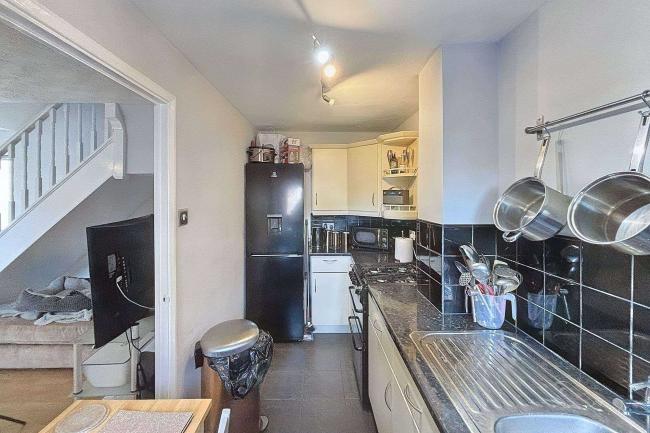 9 Eagle Close, Waltham Abbey, EN9 3NA 9