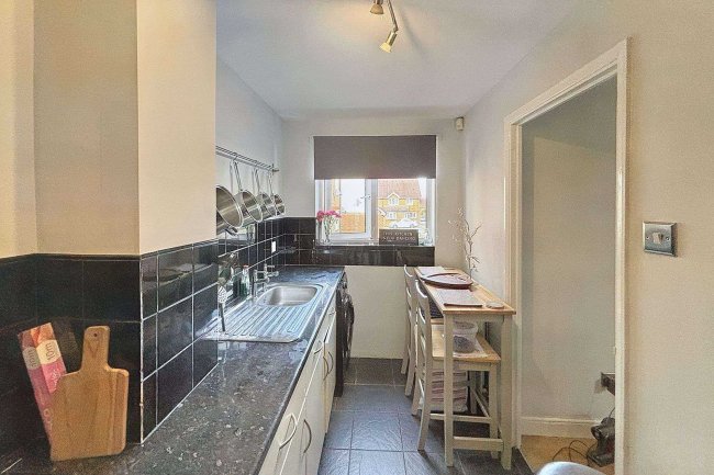 9 Eagle Close, Waltham Abbey, EN9 3NA 9