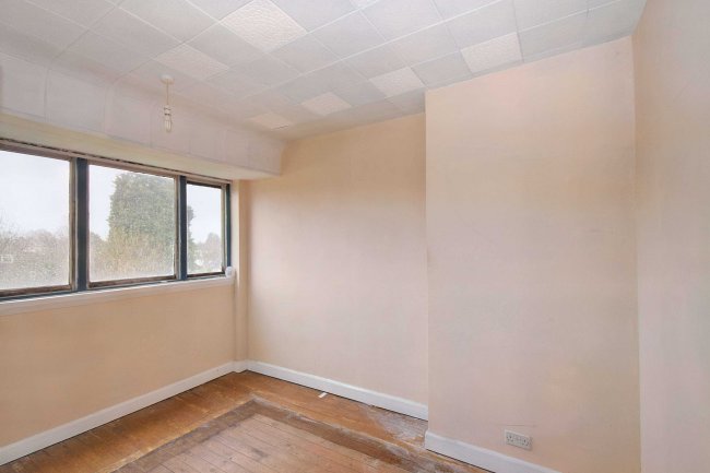 86 Aldershaw Road, Birmingham, West Midlands, B26 1HN 1