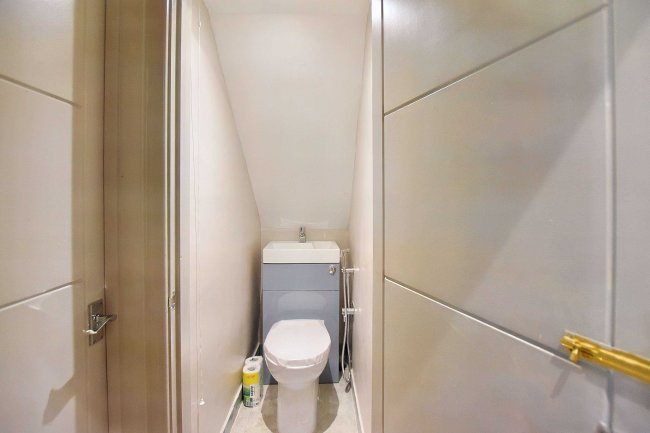 122 - 128 (Evens) Marvels Lane, Grove Park, London, SE12 9PG 9